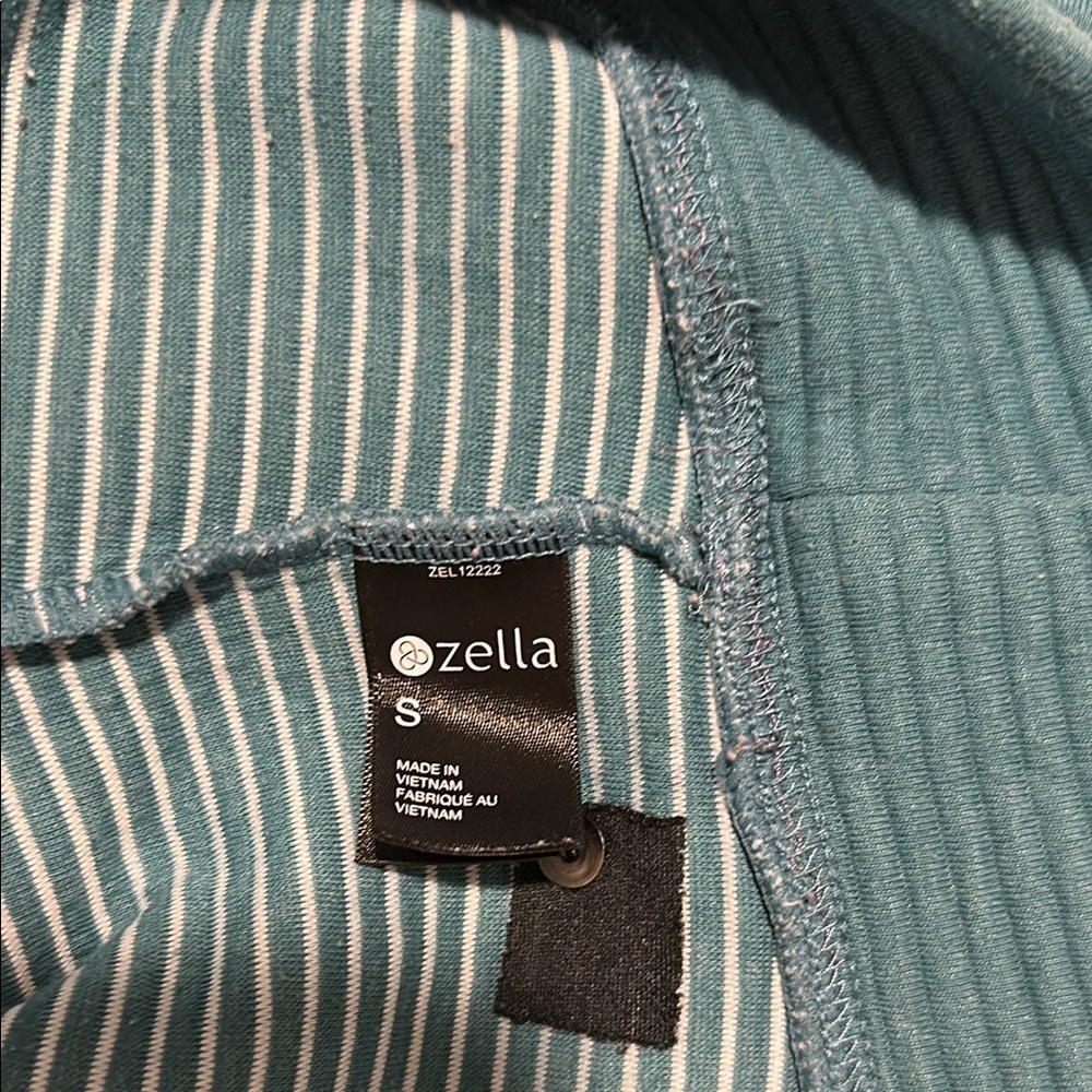 Zella Teal Women's Pullover Sweatshirt - Picture 4 of 4